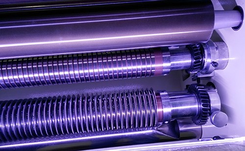 哪些原因?qū)е路智袡C跑軸情況的？